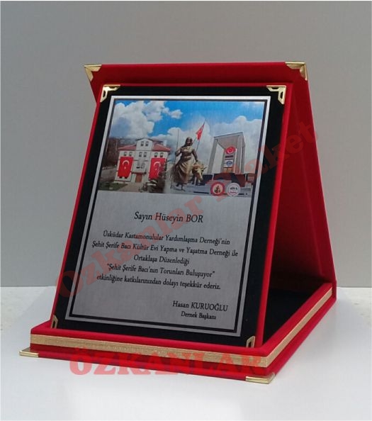  Kadife Kutulu Plaket KOD: PL: 19