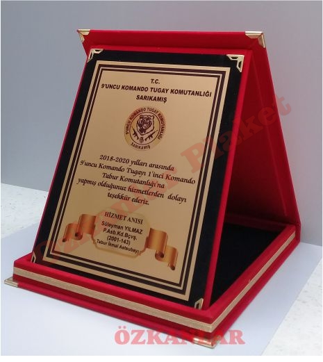Kadife Kutulu Askeri Plaket  KOD: AS3