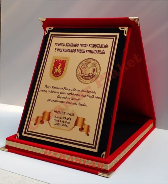 Kadife Kutulu Askeri Plaket KOD: AS8